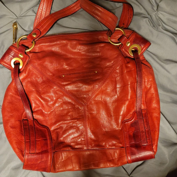 B. Makowsky Leather Shoulder Bag - Picture 3 of 12